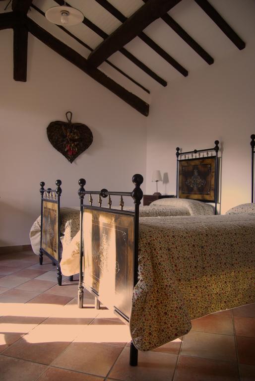 Casale Degli Ulivi Villa Gualdo Tadino Rum bild